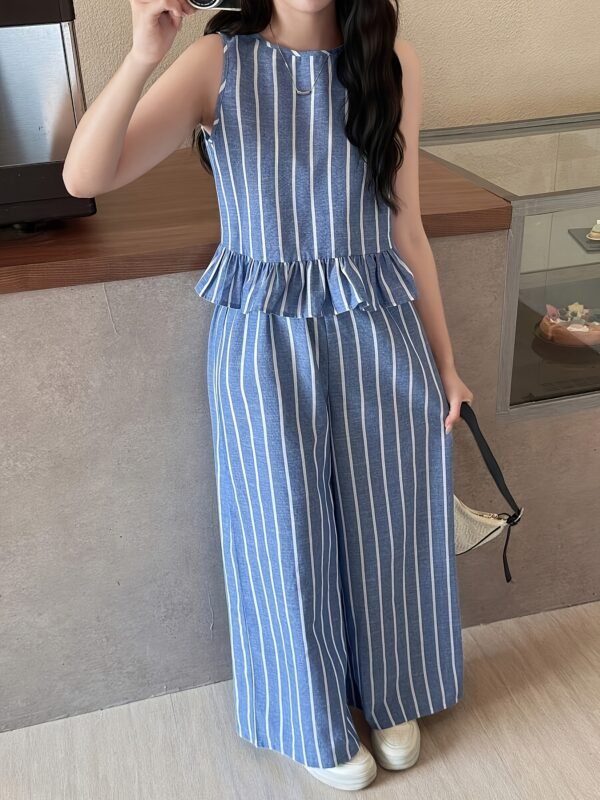 2c3ef1d9-c556-4d6a-9e3c-4981fe125bb7.jpg Blue Stripe Sleeveless Top & Straight-Leg Pants Set
