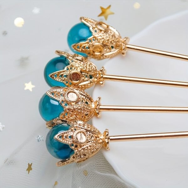 Ancient Style Golden Daisy Hairpin Elegant Straight Stick Hair Accessory for Women